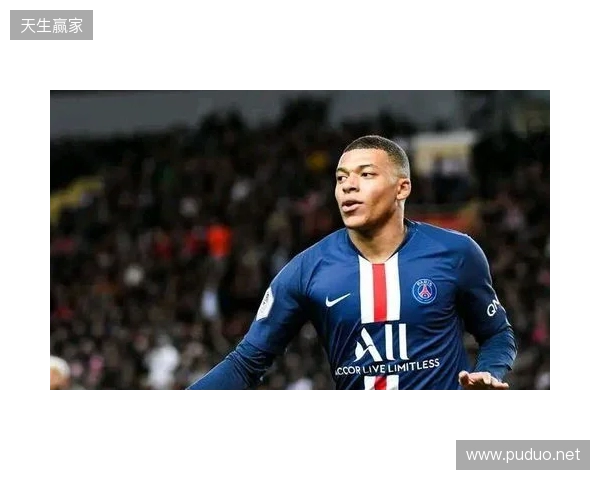 拉门斯:场外我只是个普通人;作为门将我最大的偶像是诺伊尔 拉门斯:场外我只是个普通人;作为门将我最大的偶像是诺伊尔