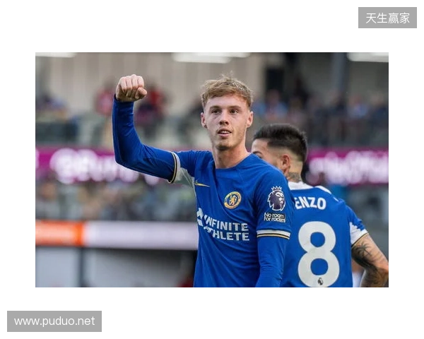 瓦德尔：B费库尼亚状态正佳，帕尔默若来曼联能稳获主力吗？